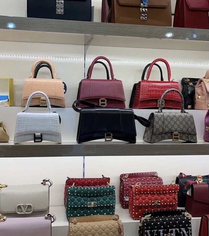 Maximizing Profit: How to Sell Your Used Designer Bags on Consignment