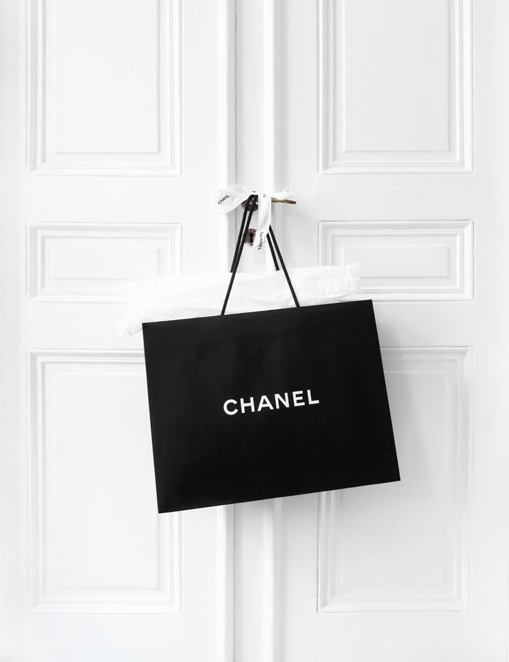 Chanel Classic Flap vs. Chanel Boy Bag: Which One Suits Your Style?