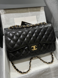 Jumbo Double Flap In Black Caviar Gold Hardware